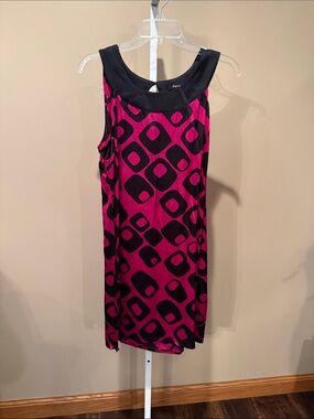 Express Fuchsia and Black Geometric Sleeveless Silk Mini Dress